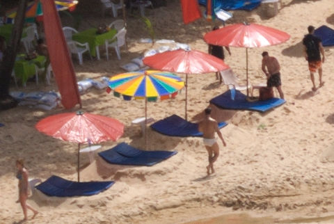 "Liggestole" på Laem Sing Beach. Laem Sing Beach