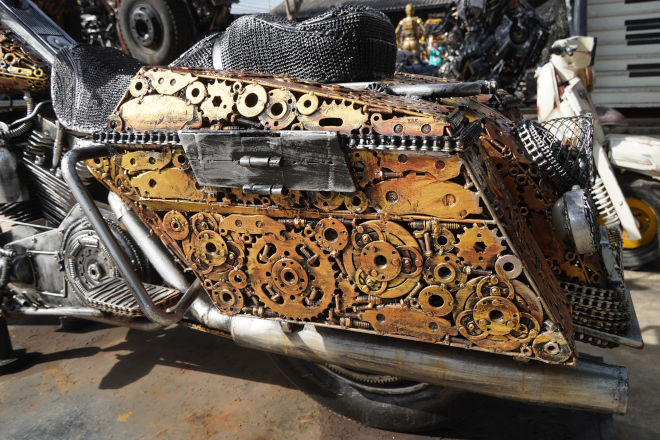 Nærbillede af metaldele.