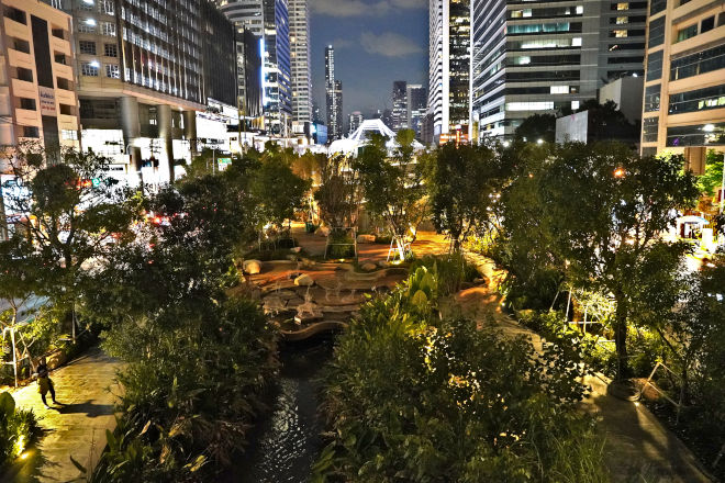 Chong Nonsi Canal Park