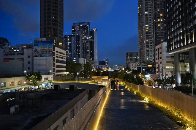 Sti fra Chong Nonsi Station