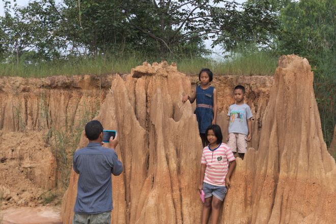 Jordskulpturerne i Lalu