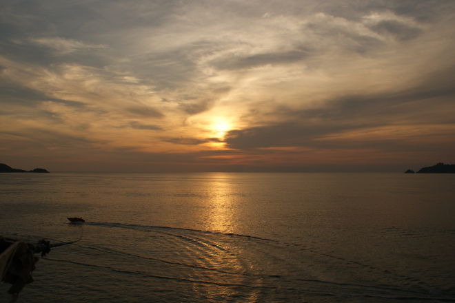 Solnedgang set fra luften