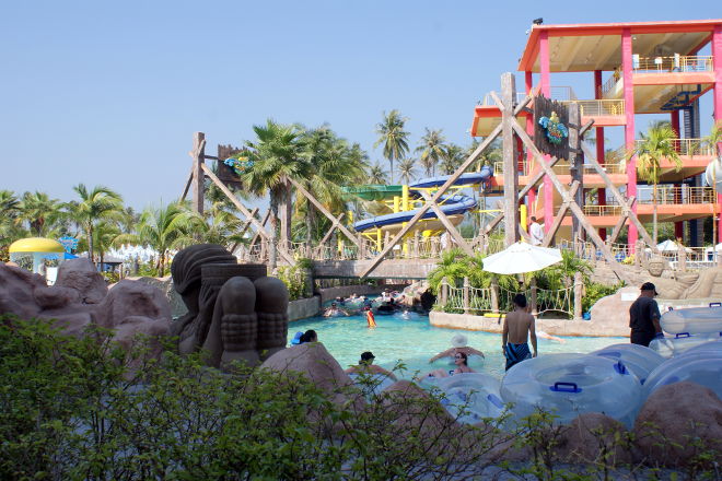 Splash Jungle Waterpark