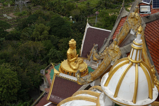 Templets store Buddha